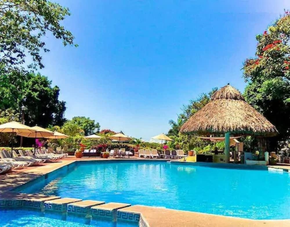Hotel Villa Del Conquistador Cuernavaca Exterior photo