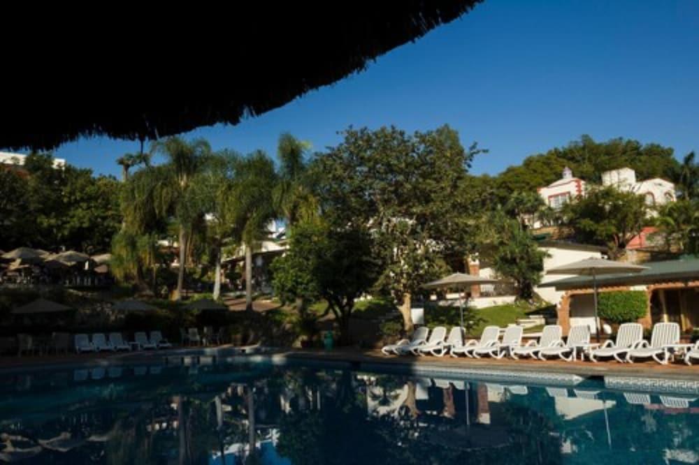 Hotel Villa Del Conquistador Cuernavaca Exterior photo