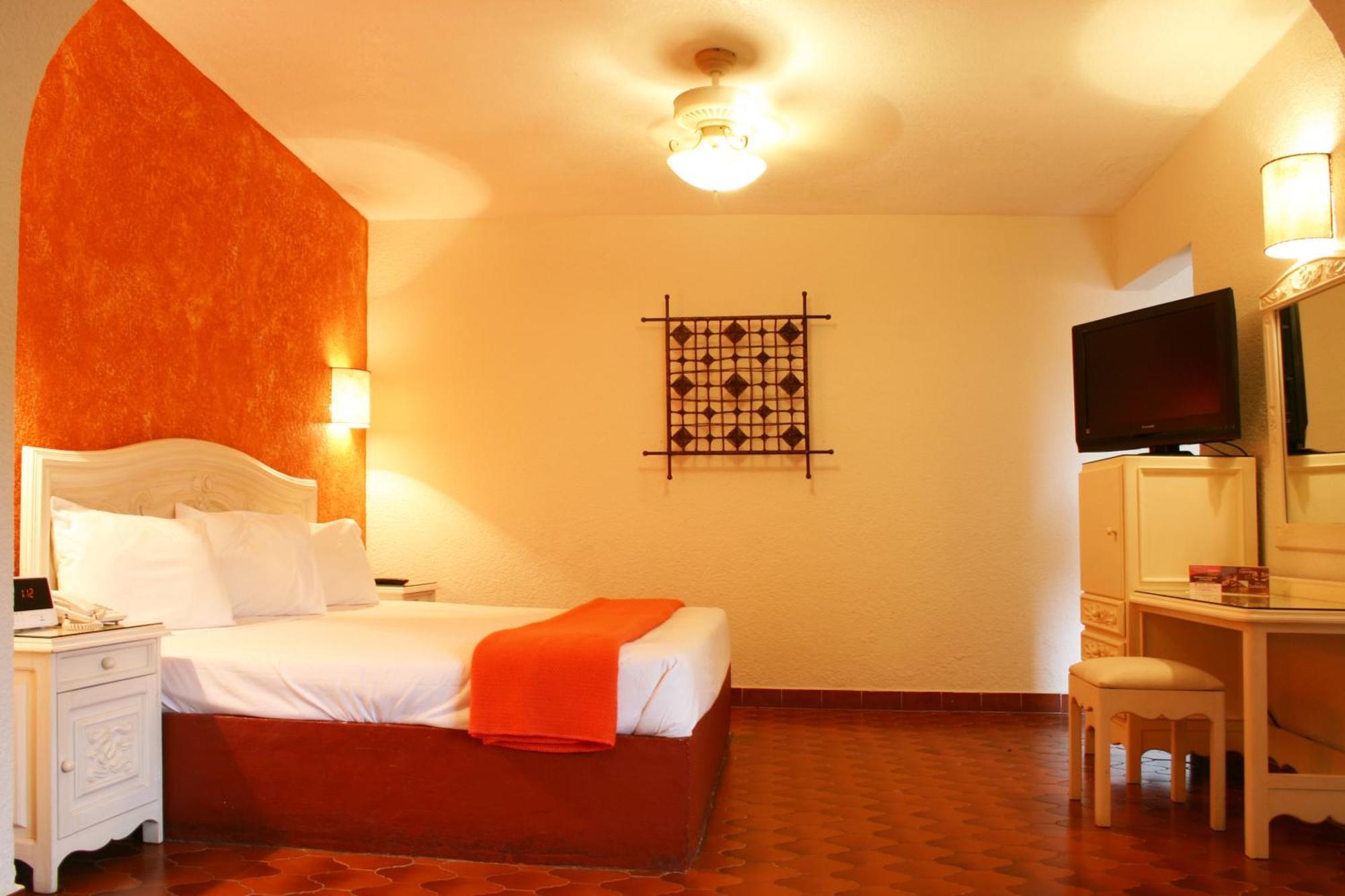 Hotel Villa Del Conquistador Cuernavaca Exterior photo