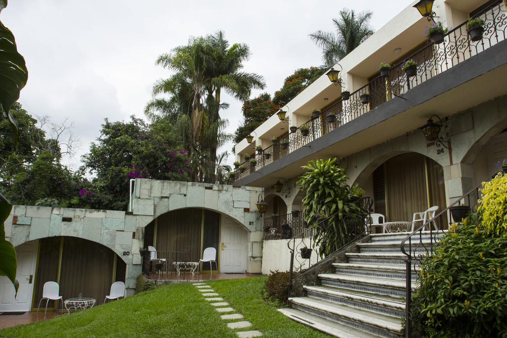 Hotel Villa Del Conquistador Cuernavaca Exterior photo